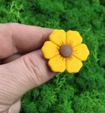 Brosa martisor Floare Galbena